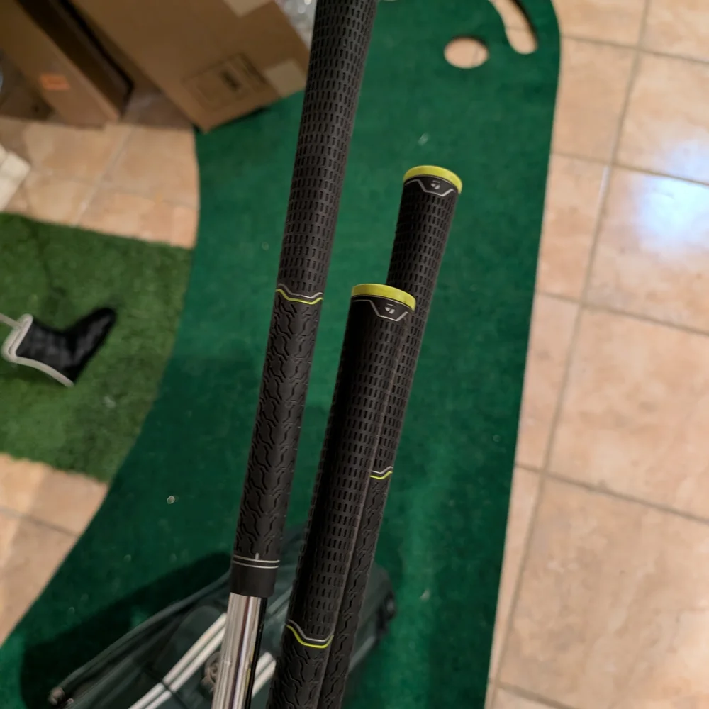 TaylorMade M2 Golf Iron Set - Picture 6 of 7